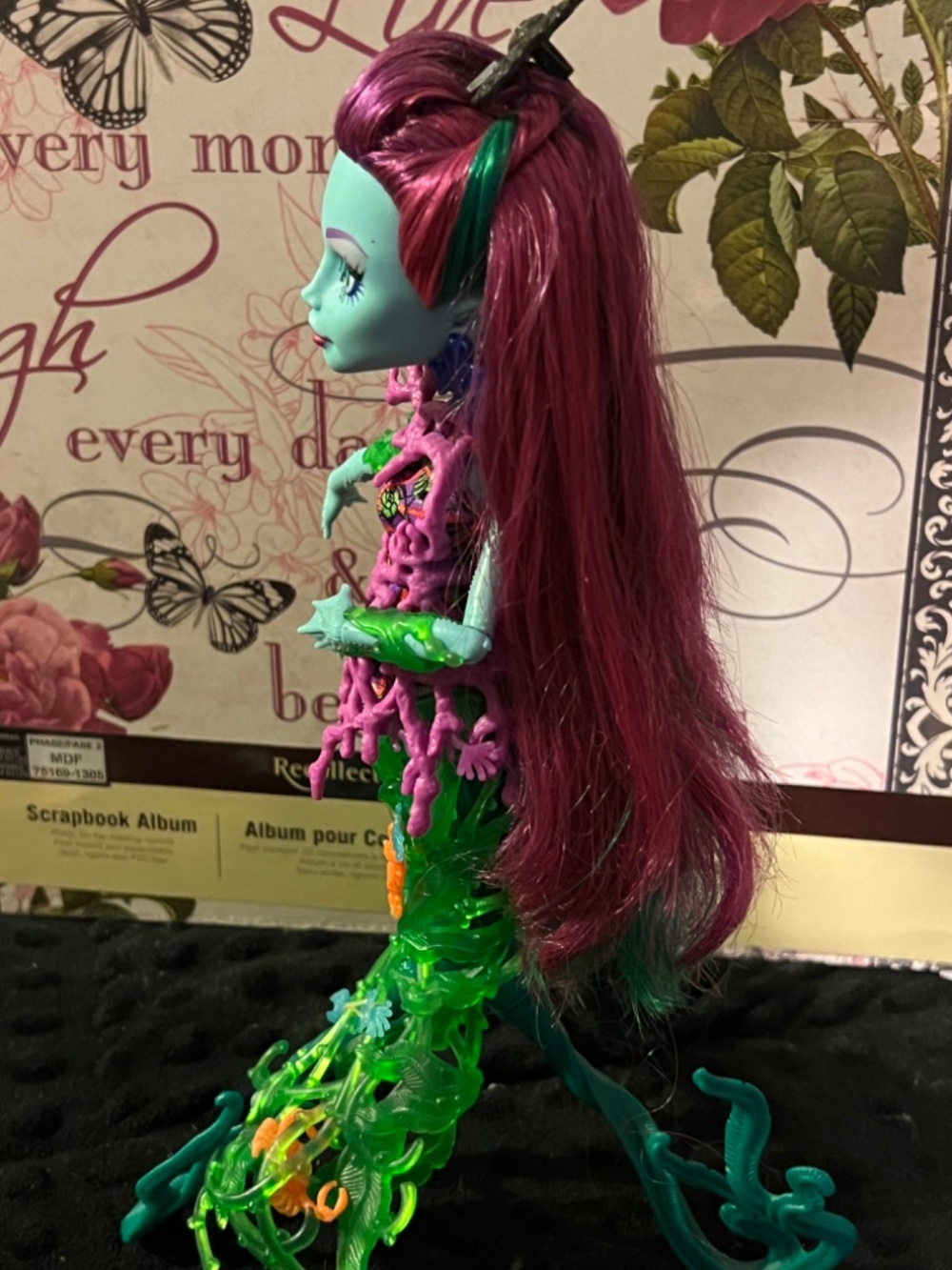 Posea Reef Monster High Doll - Picture 9 of 12